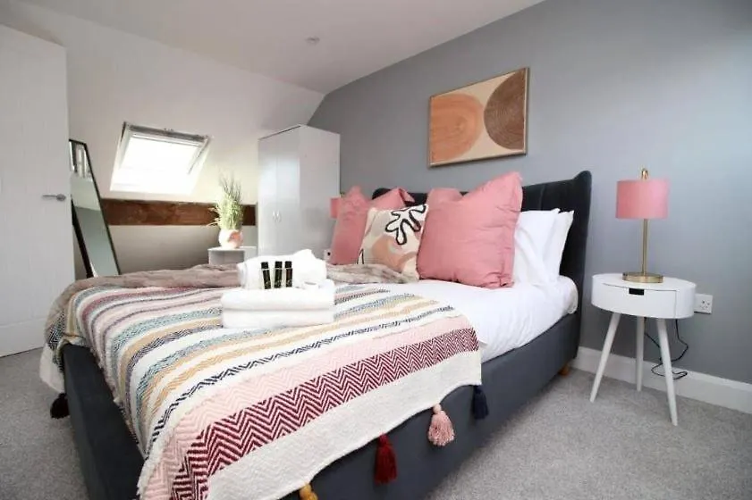 Guest house Wyndham Road 3Br Lin Pontcanna Cardiff