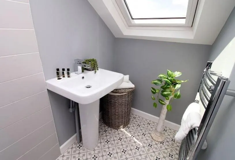 Wyndham Road 3Br Lin Pontcanna Cardiff 0*,